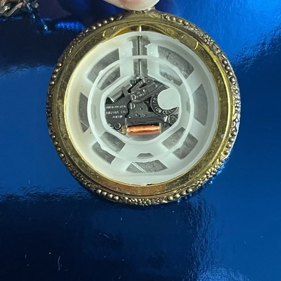 Vintage Acuet Japan Eagle Engraved Pocket Watch - Picture 7 of 10